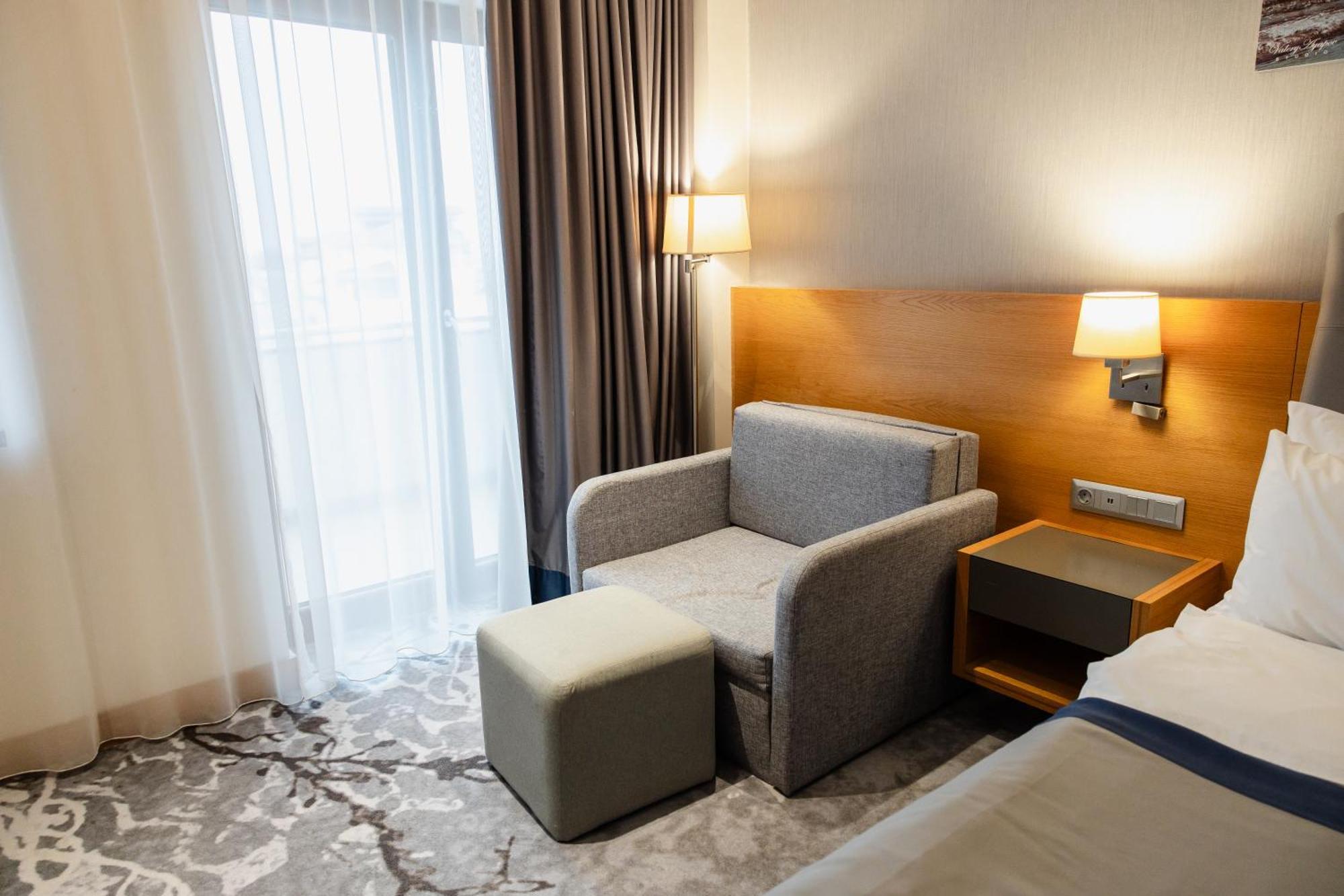 Holiday Inn - Aktau - Seaside By Ihg Esterno foto